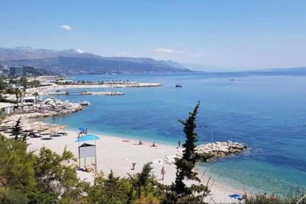 Bright And Colourful Apartment Luce -Sandy Beach Split Eksteriør billede