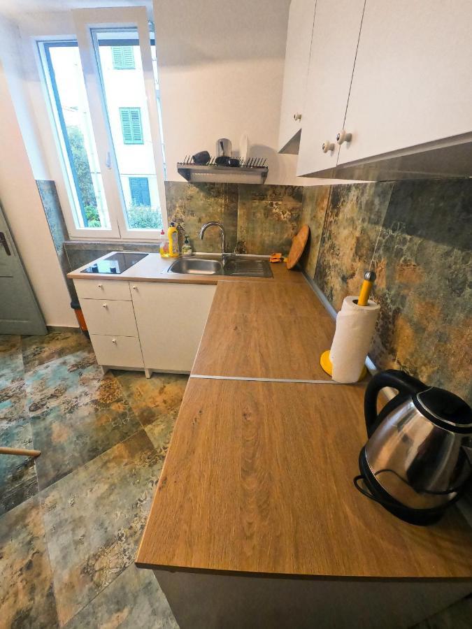 Bright And Colourful Apartment Luce -Sandy Beach Split Eksteriør billede